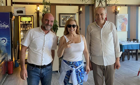 Ünlü Ses Sanatçısı Zeynep DİZDAR Misafirimiz Oldu 